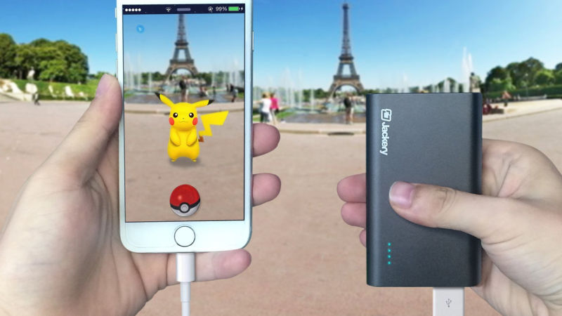 Jackery Thunder 10050mAh, $22 | Jackery Thunder 20,100mAh, $30
